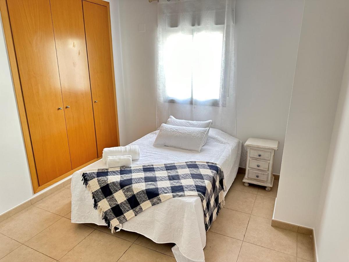 Apartamento Denia Puerto Bagian luar foto
